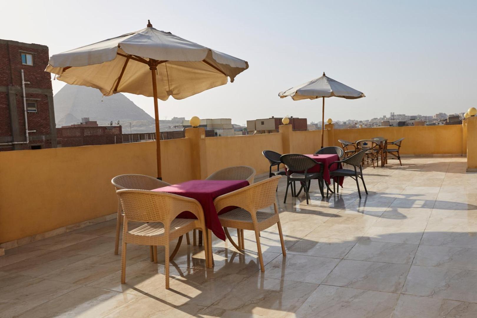 Grand Pyramid View Hotel Kafrat al Jabal Exterior photo