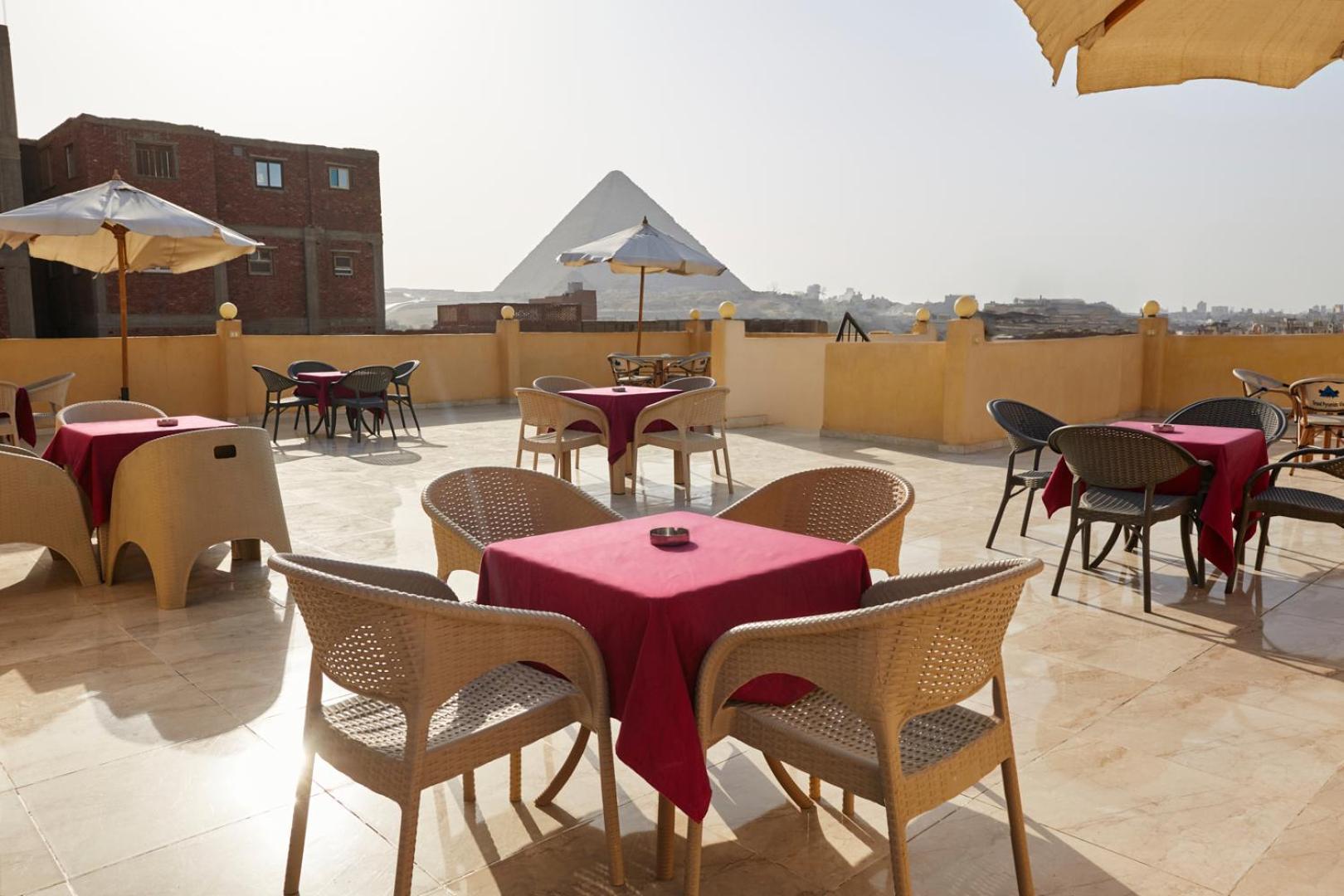 Grand Pyramid View Hotel Kafrat al Jabal Exterior photo