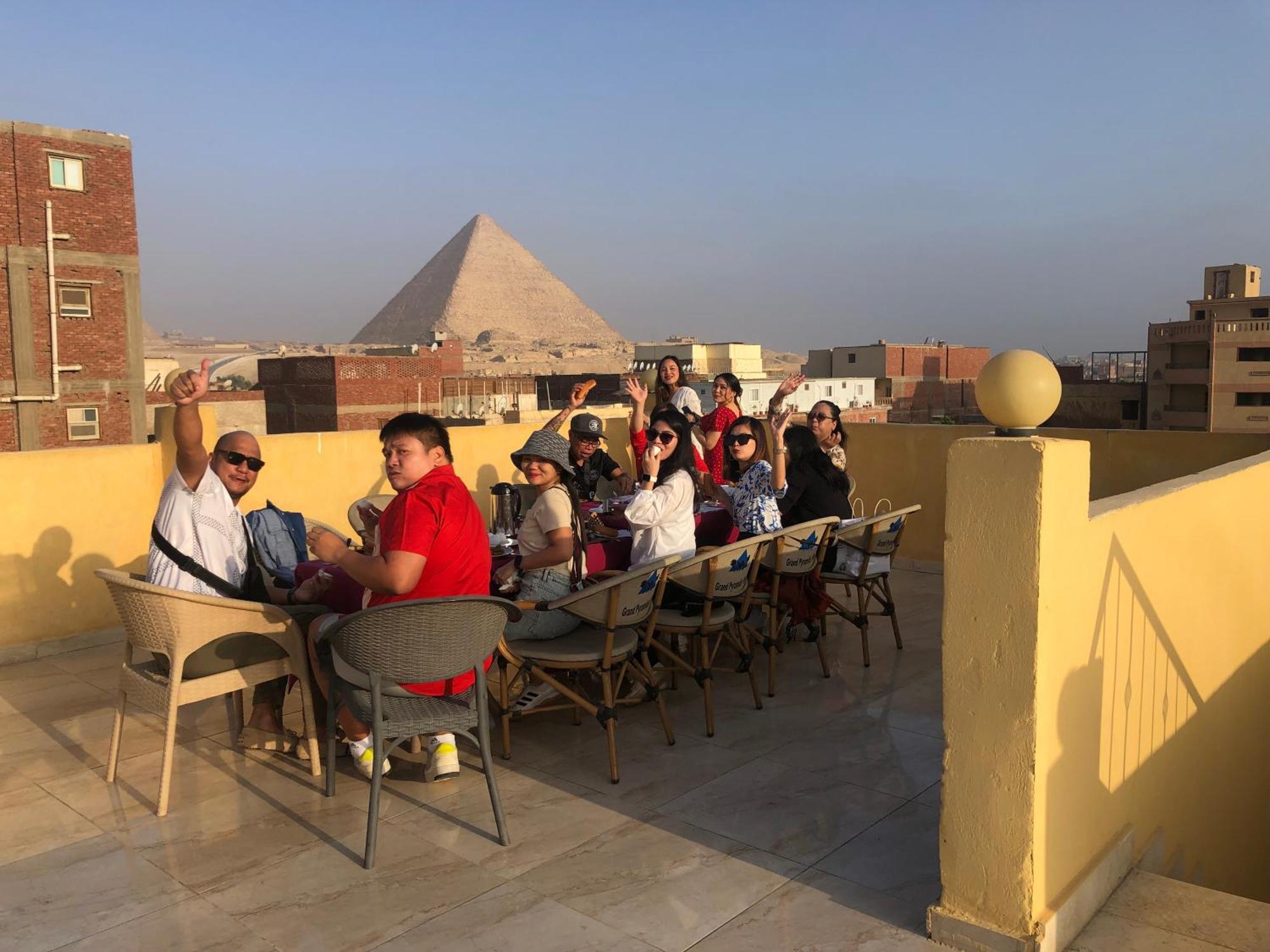 Grand Pyramid View Hotel Kafrat al Jabal Exterior photo