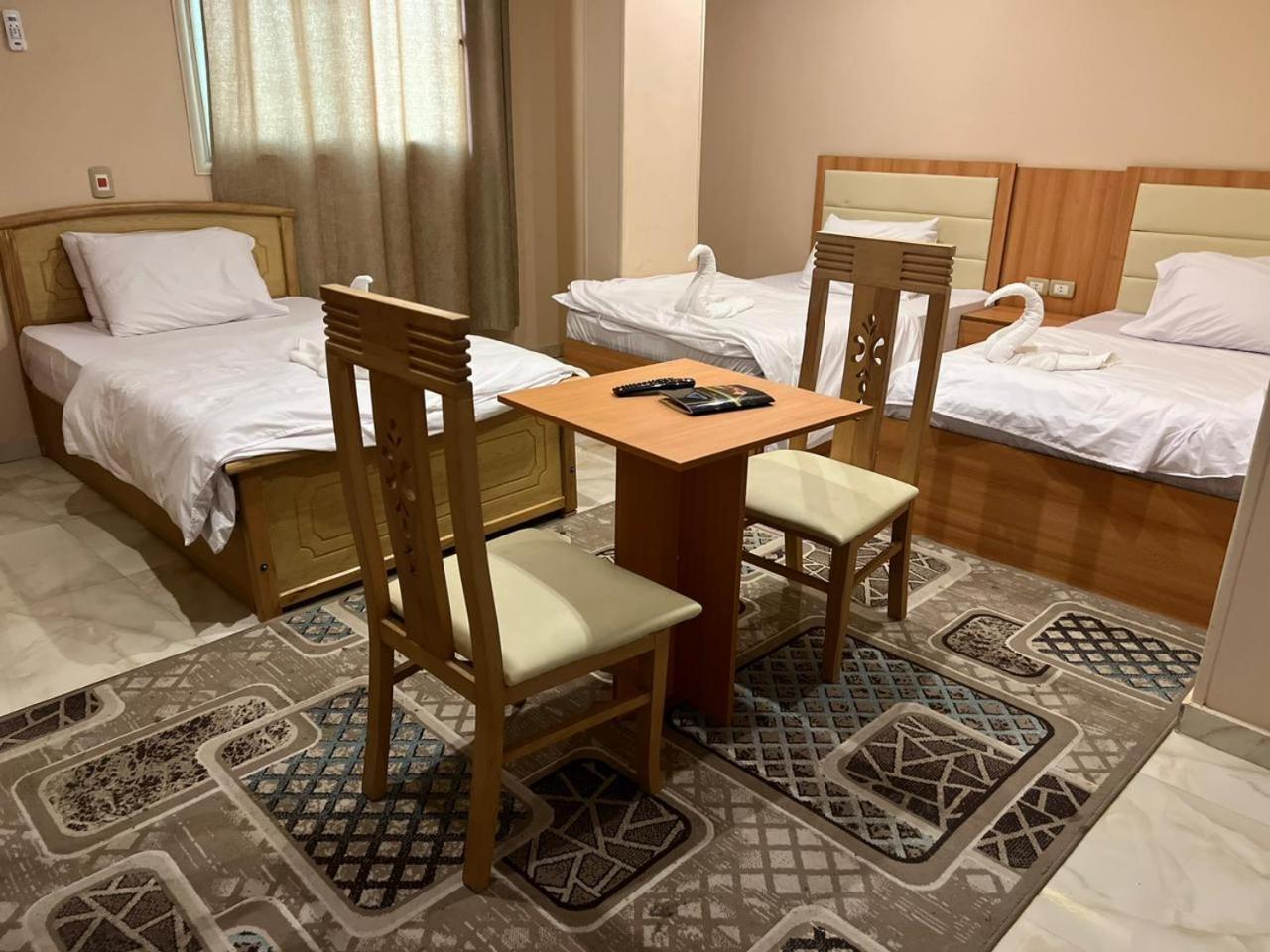 Grand Pyramid View Hotel Kafrat al Jabal Exterior photo
